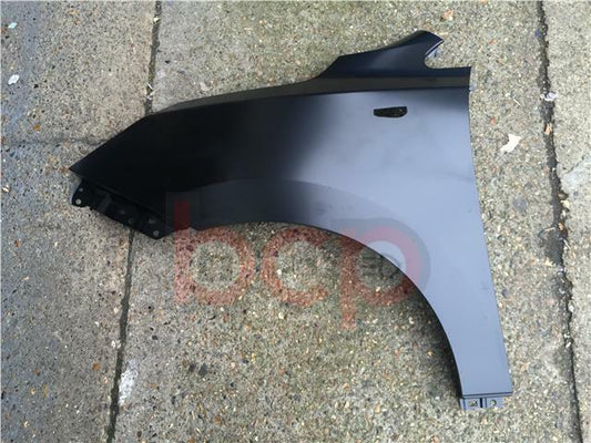 HYUNDAI iX35 2010 – 2015 FRONT WING PASSENGERS SIDE LEFT WITH REPEATER HOLE