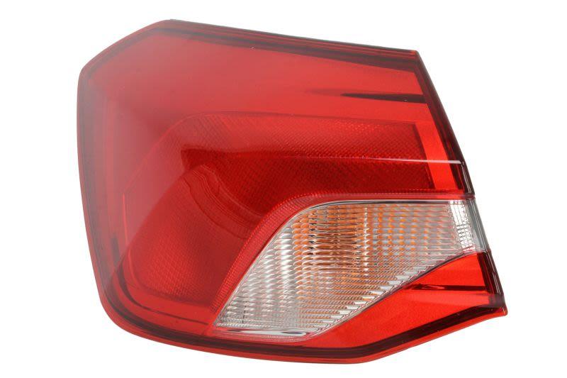 FORD FOCUS 2018 – 2022 REAR LAMP OUTER BULB TYPE PASSENGER SIDE LEFT NOT LED