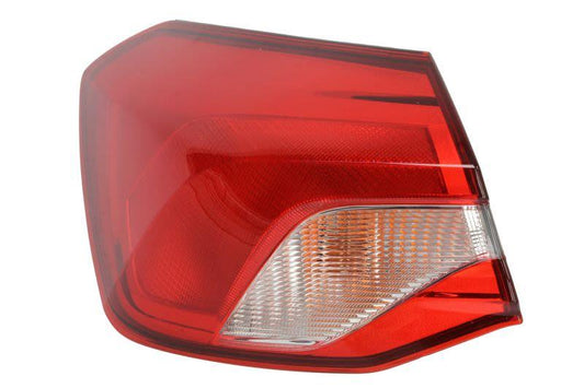 FORD FOCUS 2018 – 2022 REAR LAMP OUTER BULB TYPE PASSENGER SIDE LEFT NOT LED