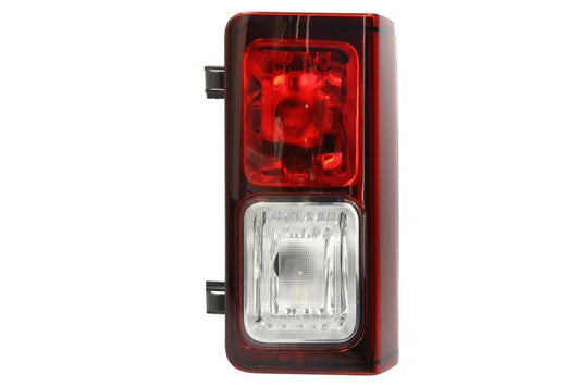 RENAULT TRAFIC 2022 ONWARDS REAR FOG LIGHT TAIL LAMP DRIVERS RIGHT IN BUMPER NEW